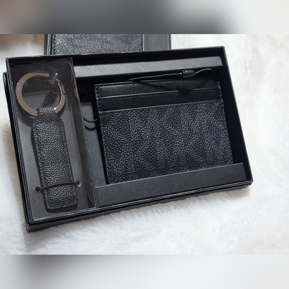 NWT Michael Kors Men’s Credit Card Holder Wallet & Keychain Black PVC Leather - Picture 2 of 4